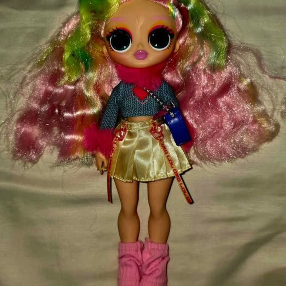 L.O.L. Surprise! OMG Sunshine Makeover Fashion Doll